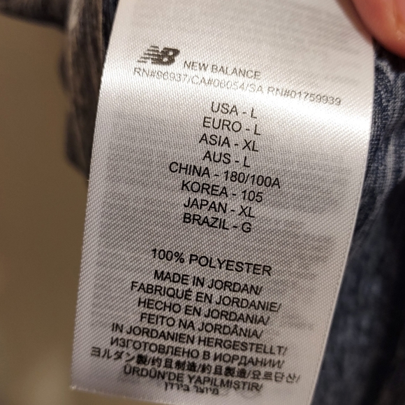 NWT New Balance Pebbled Grey Active Shirt - Picture 5 of 6